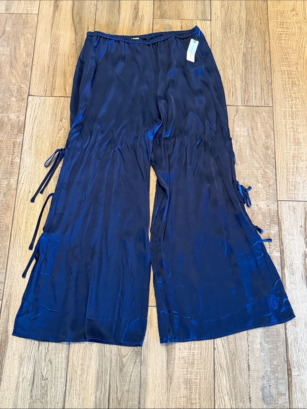 NWT Maeve Silken Wide-Leg Satin Pants With Tie Detail -Navy